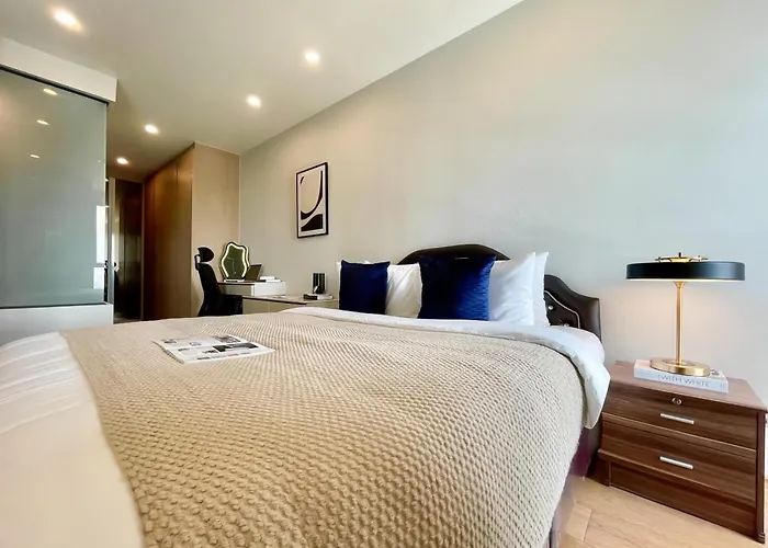 Near Bts L Centralworld L Pool And Sauna * 曼谷